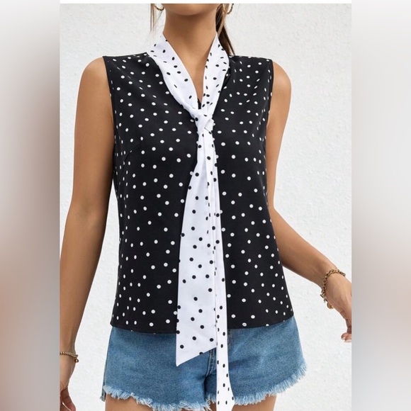 🖤🤍 SHEIN black and white polka dot blouse.  NWOT. Size large. 🖤🤍 - Picture 3 of 7